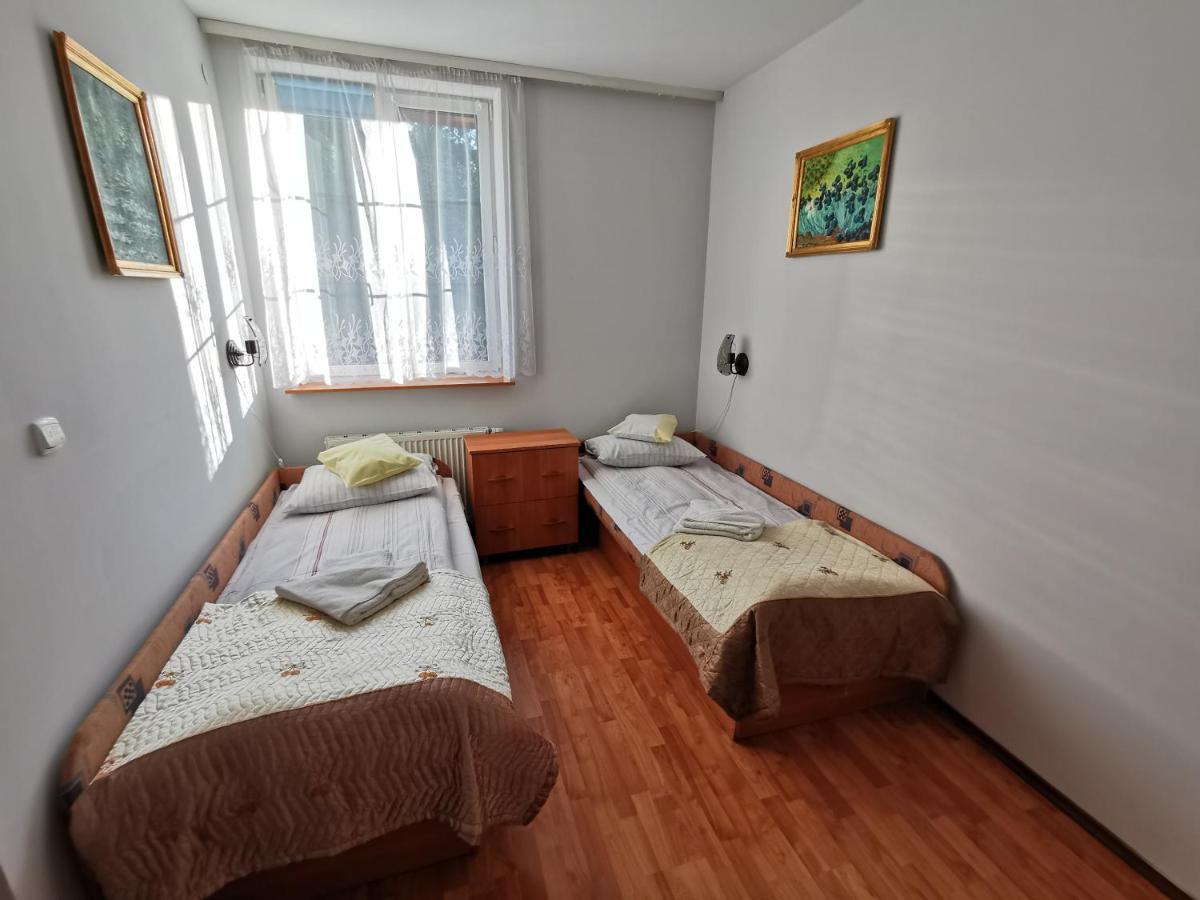 Quadruple Room Private Bathroom
